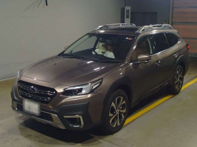 12678 Subaru Legacy outback BT5 2023 г. (TAA Yokohama)